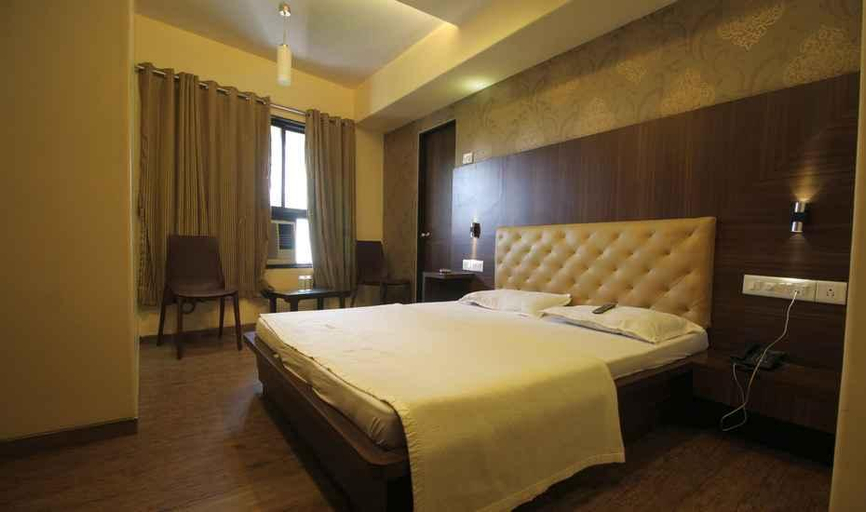 Others 2, Hotel Karam, Ahmadnagar