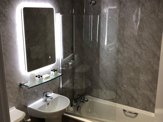 Bathroom 4, The Kell Bank, Cumbria