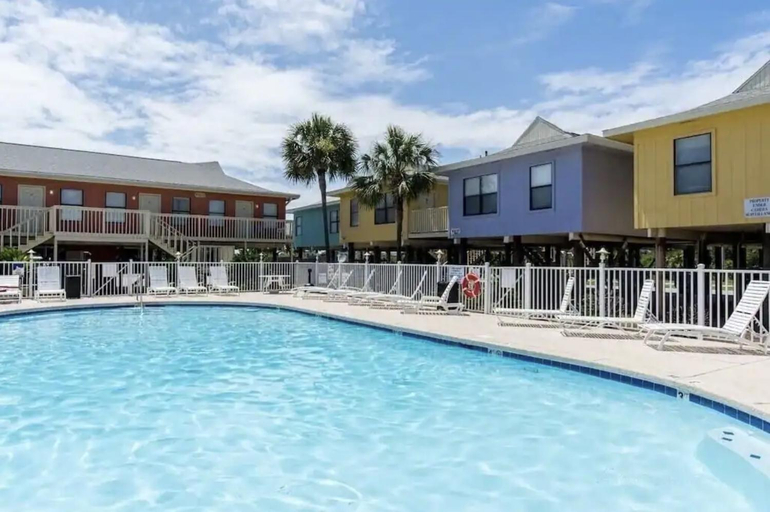 3, Ocean Breeze - Beautiful Condo & Pet Friendly, Baldwin
