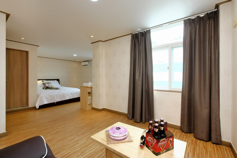 Bedroom 10