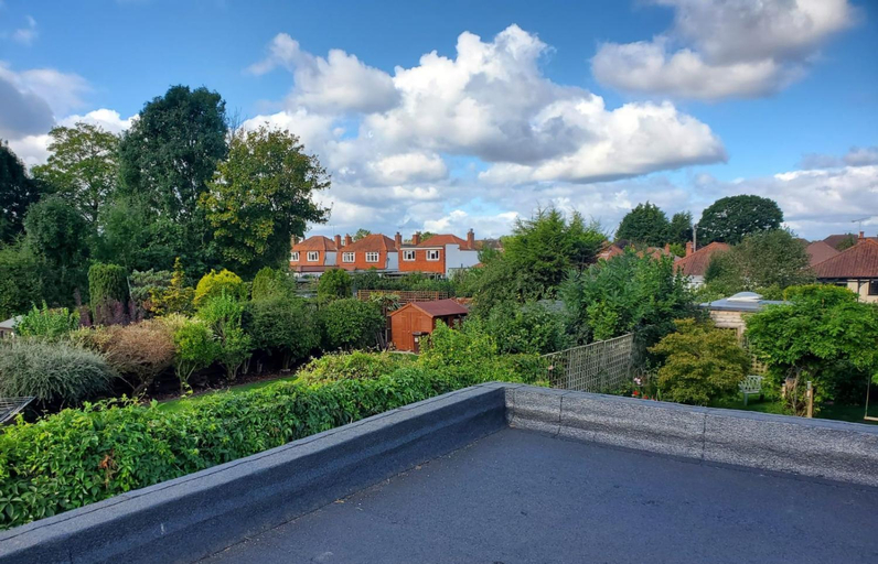 Others 5, Avalon Guest Suite Ewell, Surrey