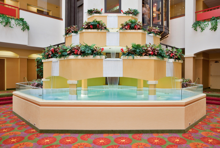 Public Area 2, Holiday Inn & Suites SPRINGFIELD - I-44 by IHG, Greene