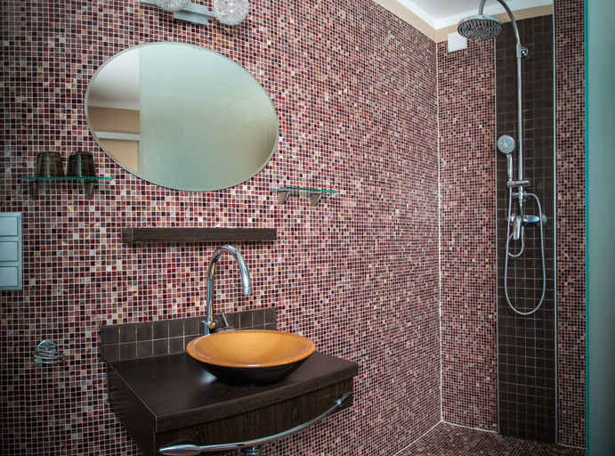 Bathroom 3, Seehotel Gabriel, Villach Land