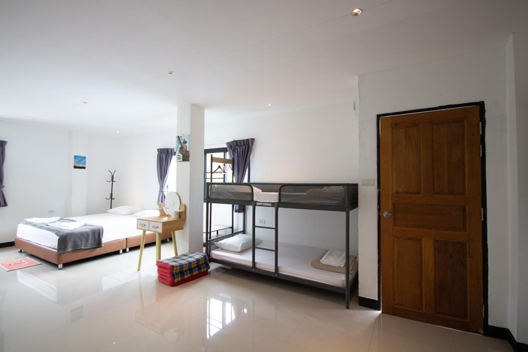 Bedroom 8