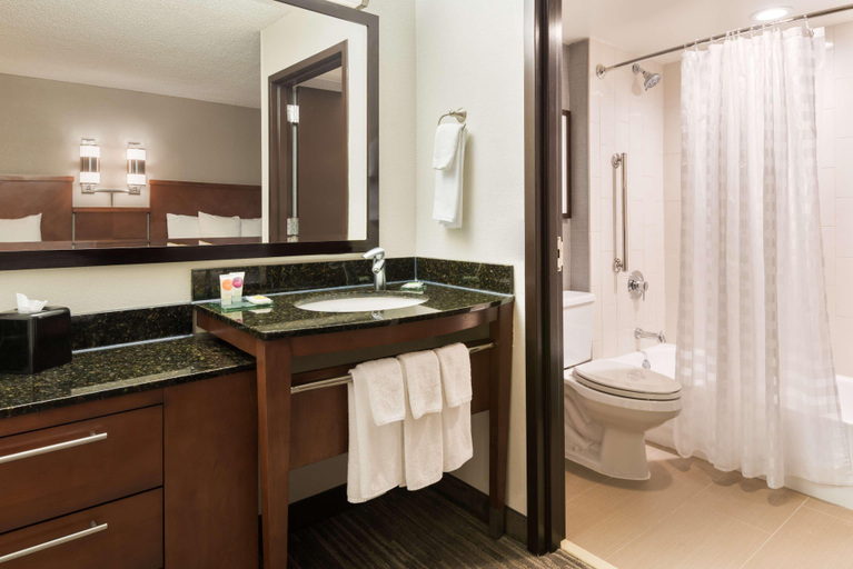 Bathroom 4, Hyatt Place Ft. Lauderdale/Plantation, Broward