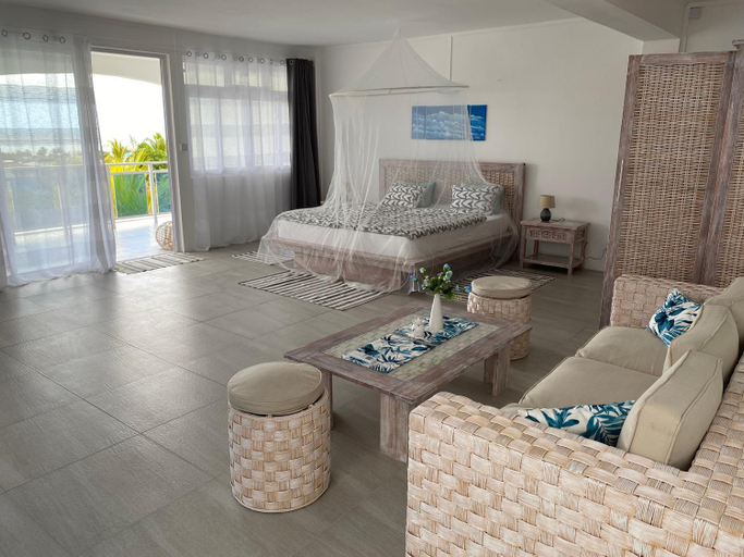 2, Morne Side Apartments, Black River