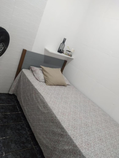 Bedroom 5, Hostel da Maisa Quarto casal com ar condicionado e banheiro compartilhado, Barreiras