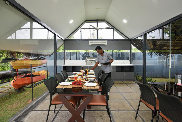 Food & Drinks 3, StayVista at The Rain - River Villa with Infinity Pool, Alappuzha