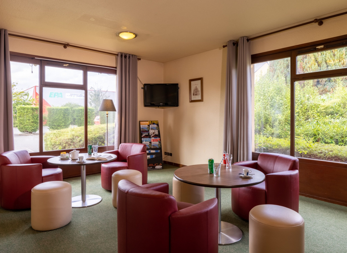Public Area, Le 2 by Hotel Akena La Ferte Bernard, Bouches-du-Rhône