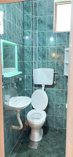 Bathroom, Hostel Flash