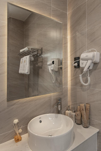 Bathroom 4, Net Viet Hotel Vincom Soc Trang, Long My