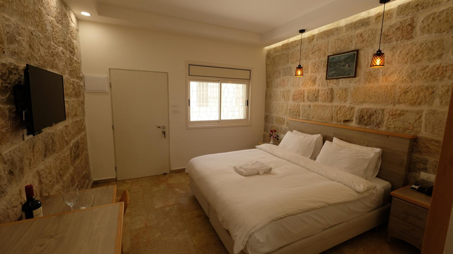 Bedroom 3, St Georges Cathedral Pilgrim Guesthouse Jerusalem, Jerusalem