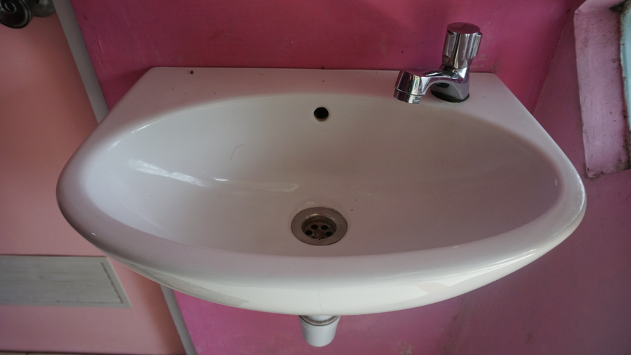 Bathroom 10