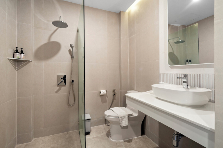 Bathroom 7