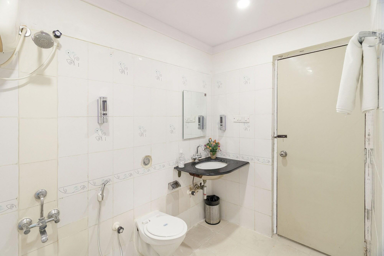 Bathroom 4, Octave Church Inn, Bangalore