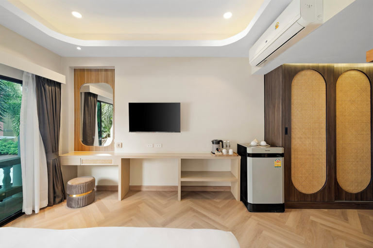 Bedroom 9