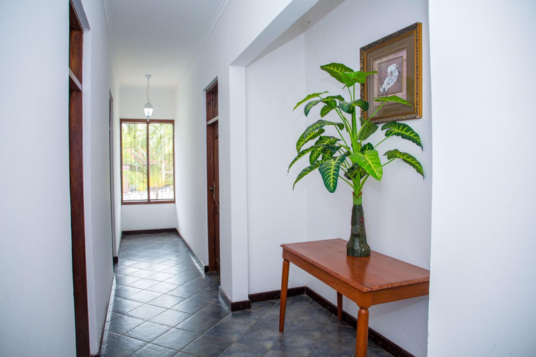 Public Area 3, Saadani Tourist Center - Hostel, Kinondoni