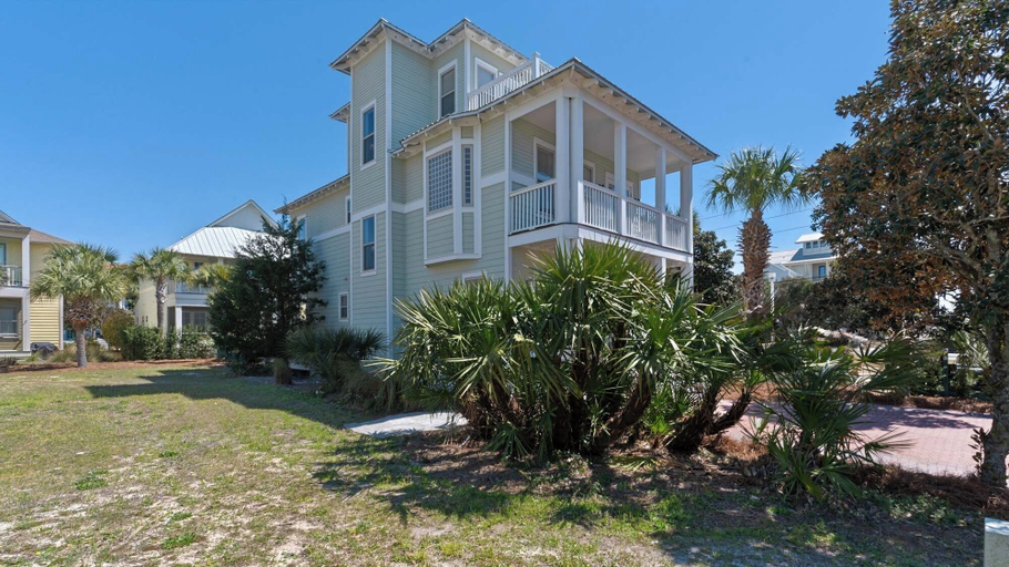 Exterior & Views 2, Steps From the Seagrove Beach - Gulf Views - Sleeps 10 - Community Pool, Walton