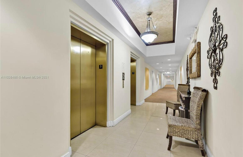 Others 4, Private bedroom in Miami - Coral Gables 601, Miami-Dade