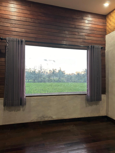 Others 5, Pondok Genitri, Badung