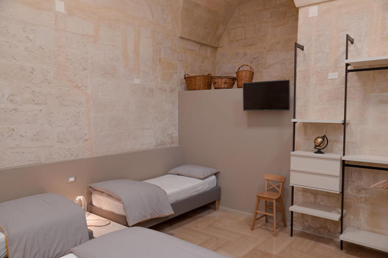 Bedroom 2, Litium 3, Lecce
