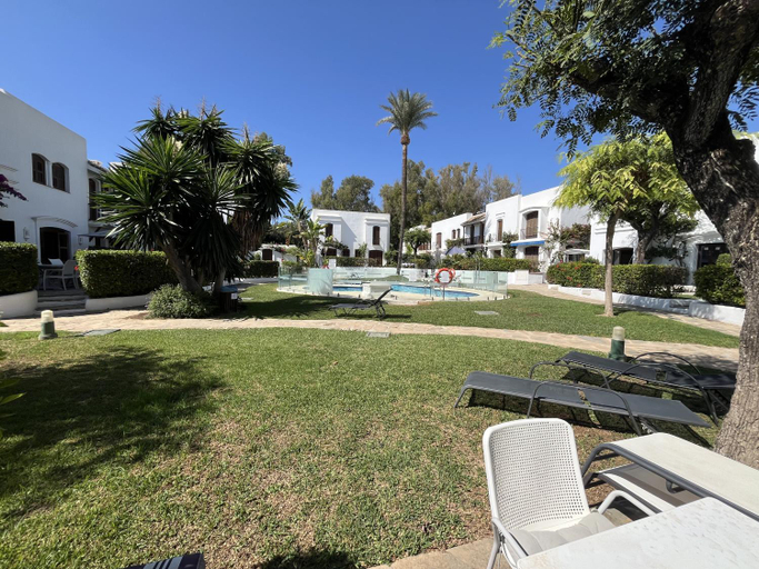 Others 3, Estepona - Playa - 2 dormitorios con jardin y acceso directo a la piscina Is15, Málaga