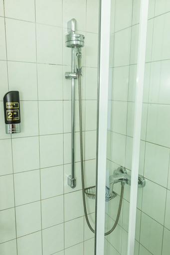 Bathroom, Hotelpension zum Gockl, Freising