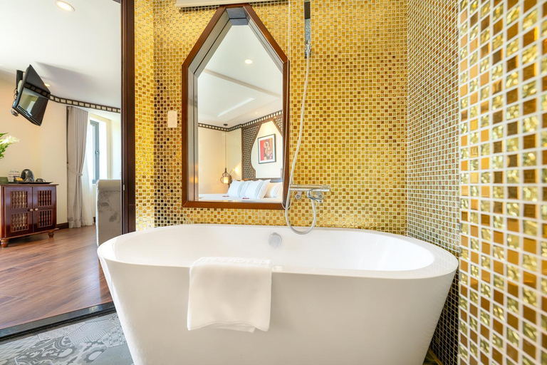 Bathroom 4, Qualia De Hôtel Hoi An - Rooftop Bar City View, Da Nang