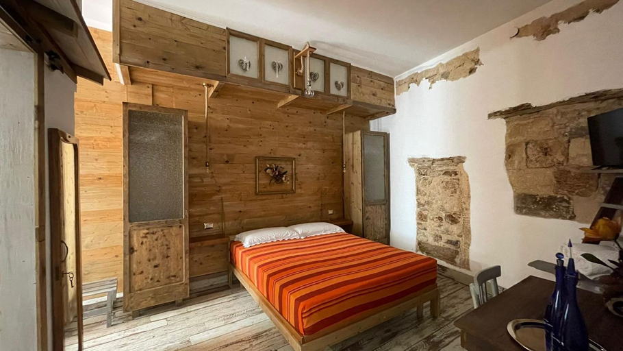 Others 4, IL VICOLO B&B presso LU BUCHE', Foggia