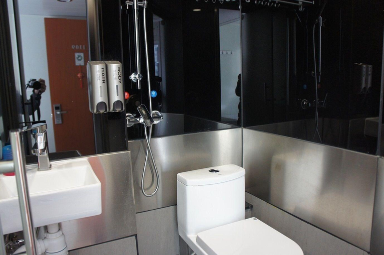 Bathroom 4, Ocean Guest House, Kowloon