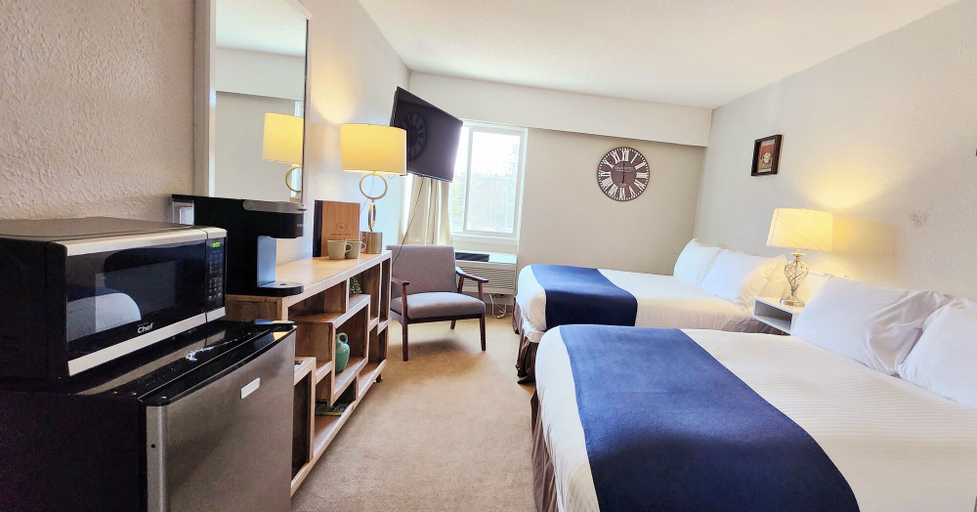 Bedroom 4, Western Lodge, East Kootenay