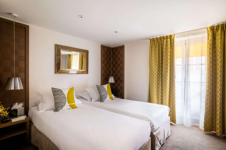Bedroom 3, Le Colisee, Paris
