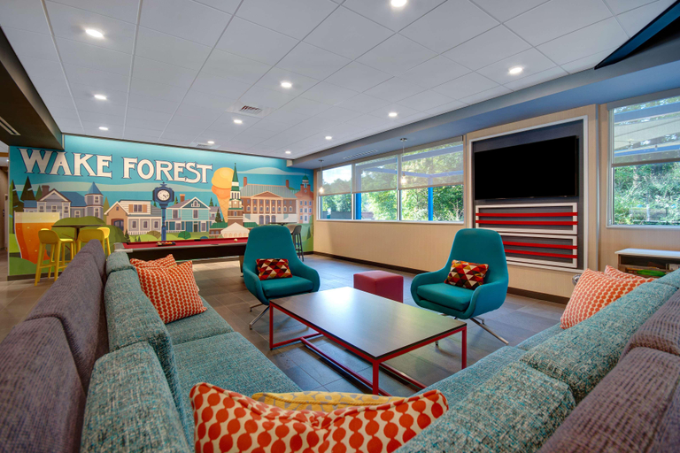 Public Area 2, TRU BY Hilton Wake Forest Raleigh North, Wake