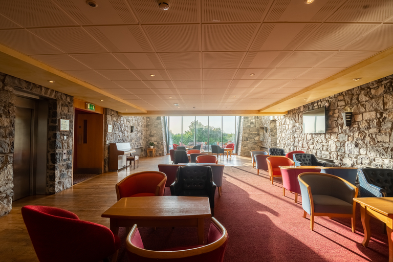Sport & Beauty 5, Knock House Hotel