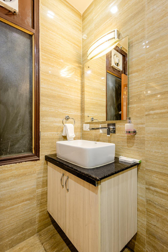 Bathroom 4, Lime Tree Hotel Huda City Centre, Gurgaon