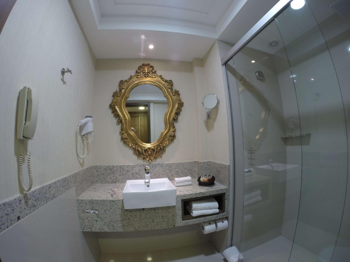 Bathroom 6