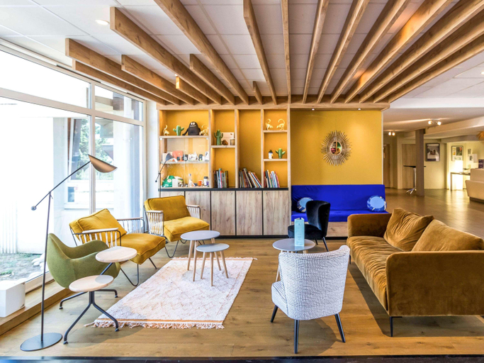 Public Area 4, Novotel Narbonne Sud, Aude