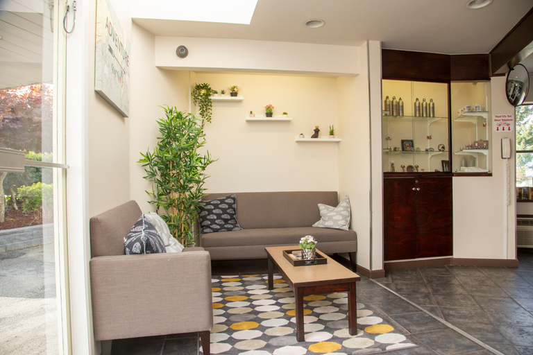 Public Area 2, Happy Day Inn, Greater Vancouver