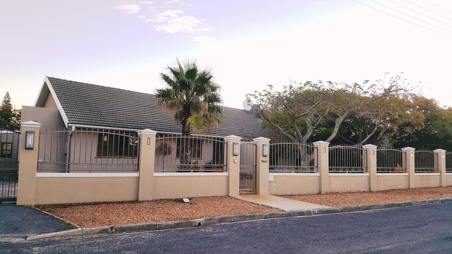 Exterior & Views, 7 on Disa Self-catering Accommodation, City of Cape Town