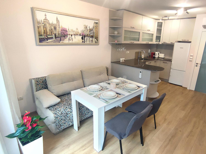 Others 5, 2 Coastal Retreat Apartments, Varna