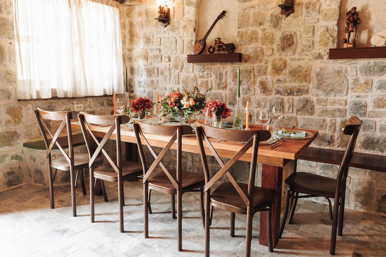 Food & Drinks 5, OLIVE QUEEN Rustic villa