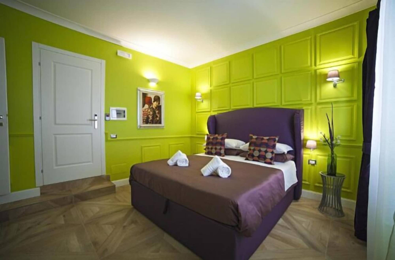 Bedroom 3, Vatican Luxury Home, Rome