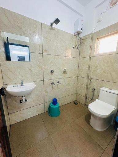Bathroom 4, Hotel Gold Suite, Kakkanad, Ernakulam