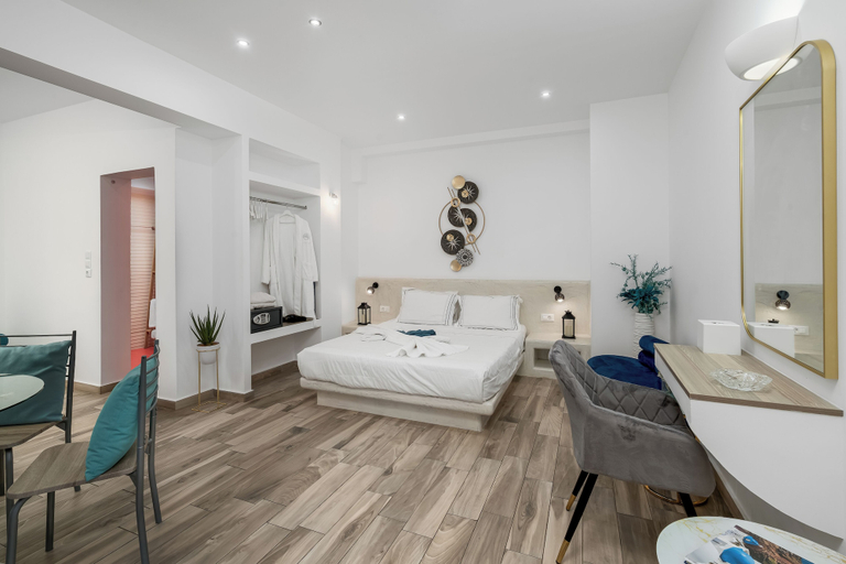 Bedroom 5, Oasis Suites Fira, South Aegean