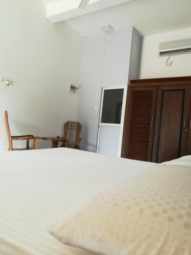 Bedroom 3, Sea Breeze, Bentota