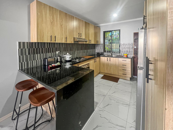 Others 4, Nadi Holiday Stay, Ba