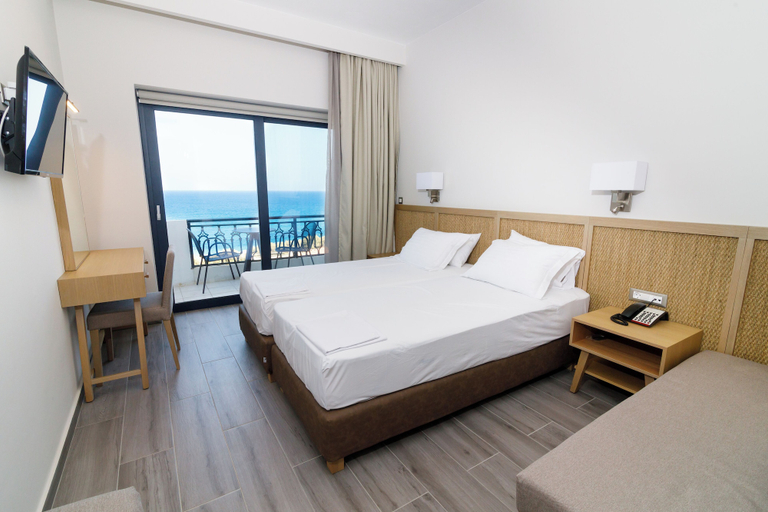 Bedroom 3, Elegant Beach Hotel, Peloponnese