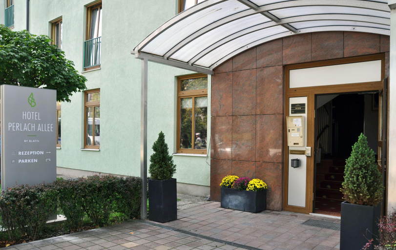 Exterior & Views 2, Hotel Perlach Allee, München