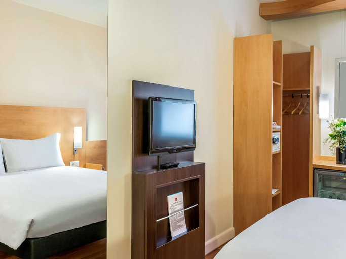 Bedroom 4, ibis Izmir Alsancak, Konak
