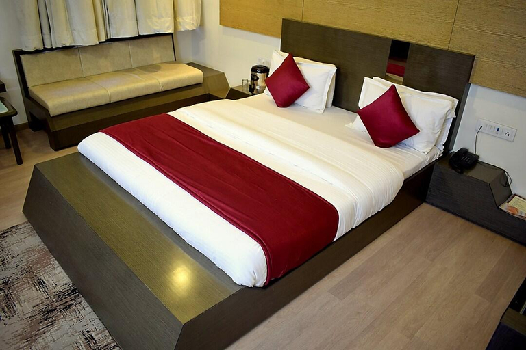 Bedroom 4, Hotel Landmark, Ahmadabad